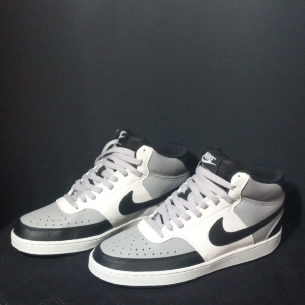 Nike Men's Black and Gray "Court Vision" Sneakers size 8.5 US